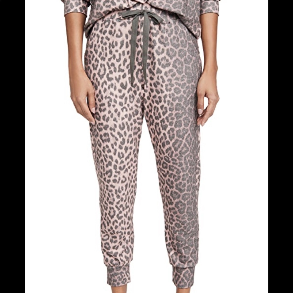 Sundry leopard print joggers sweatpants pockets pink size 0